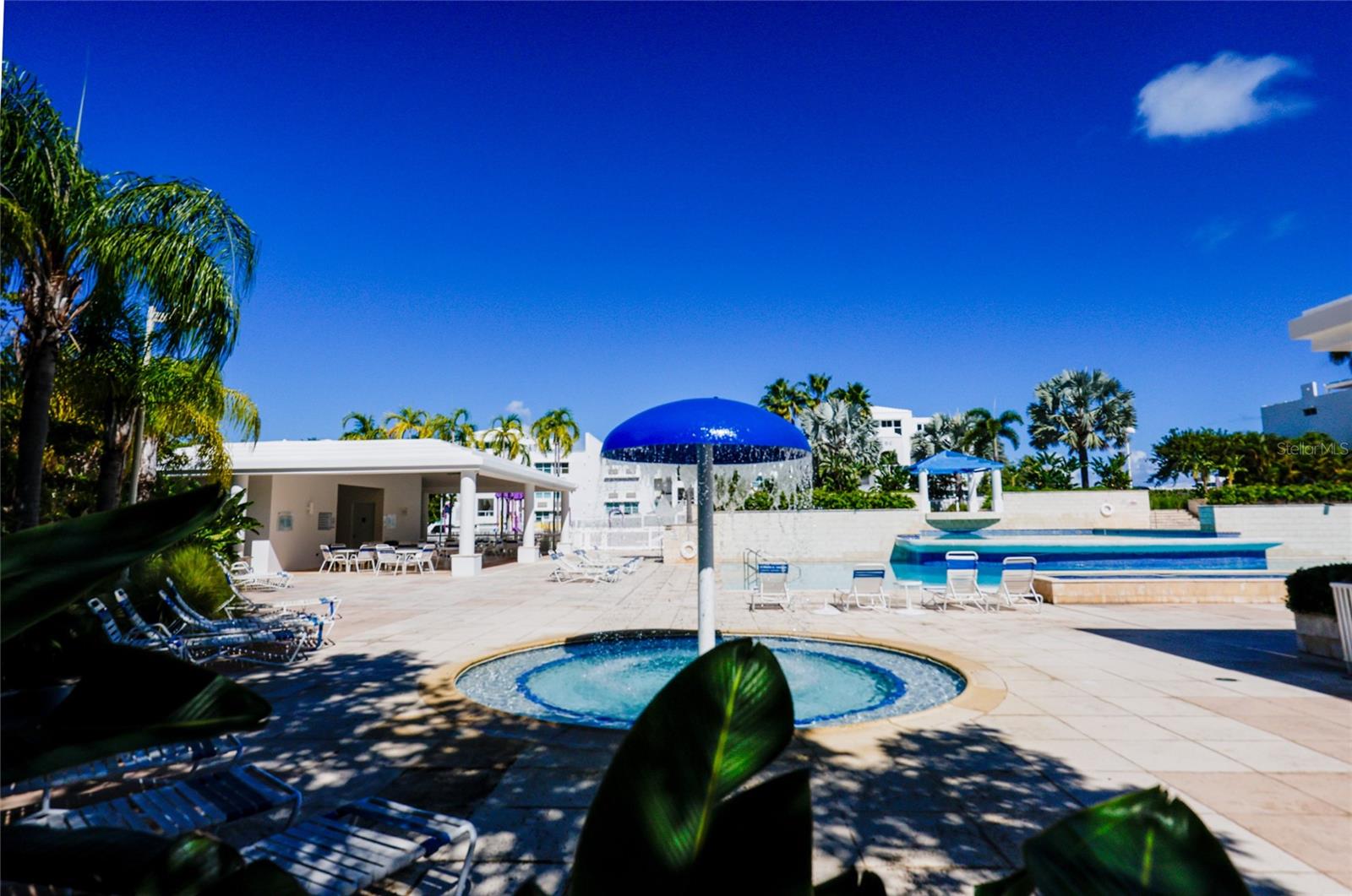 LAS CROABAS - Residential