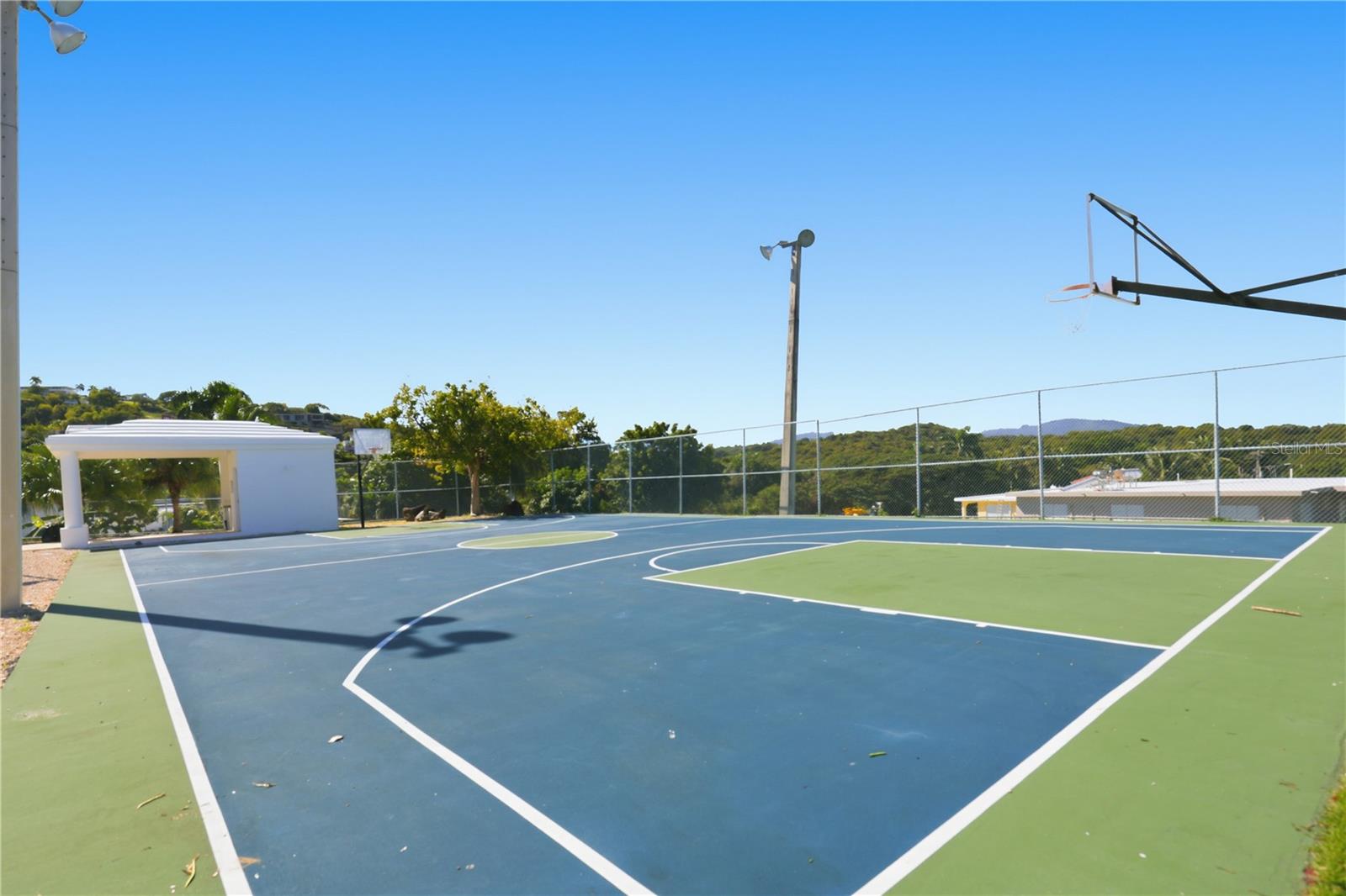 LAS CROABAS - Residential