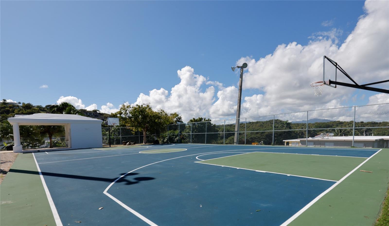 LAS CROABAS - Residential