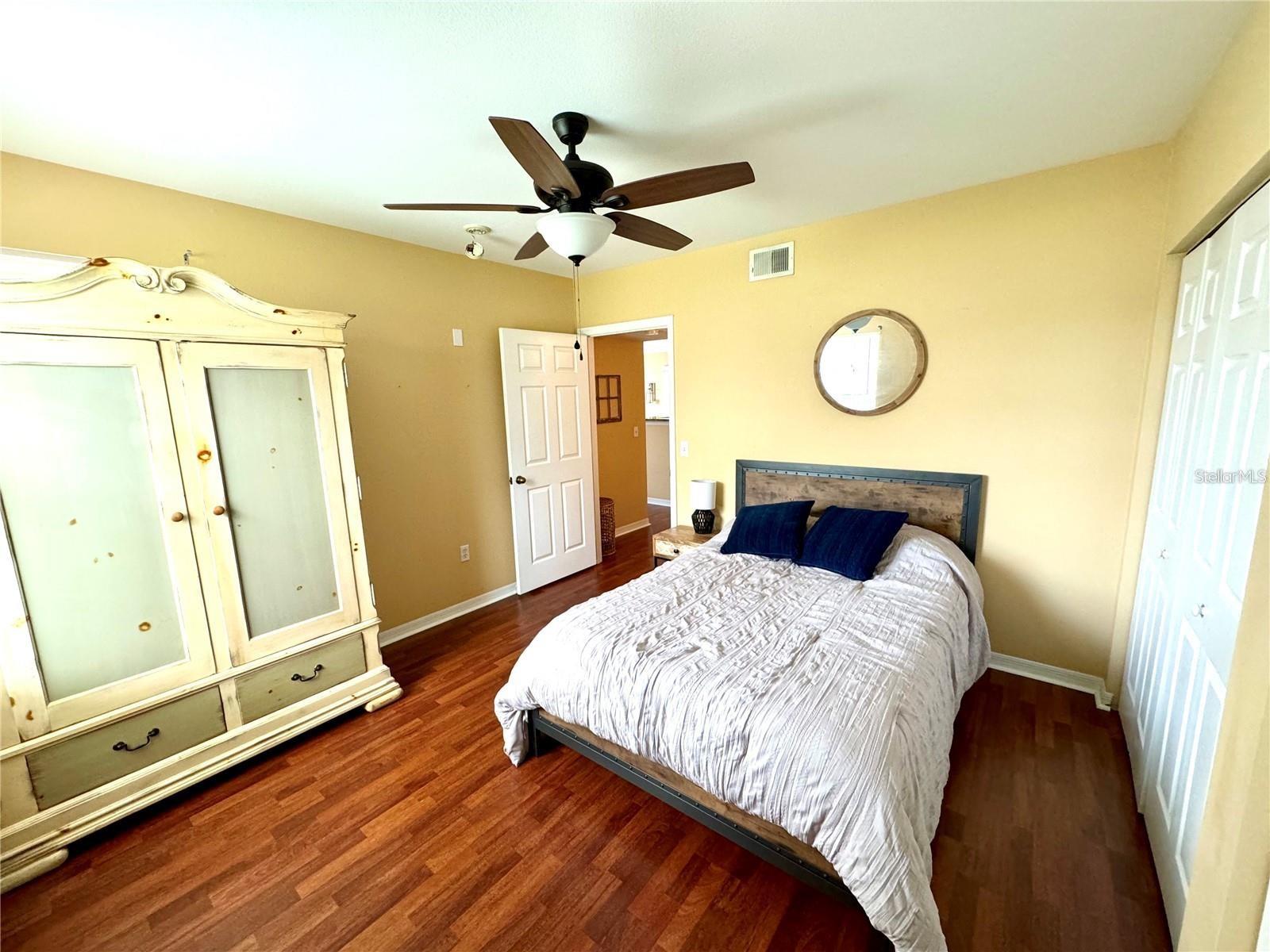 VILLAGIO - Residential Lease