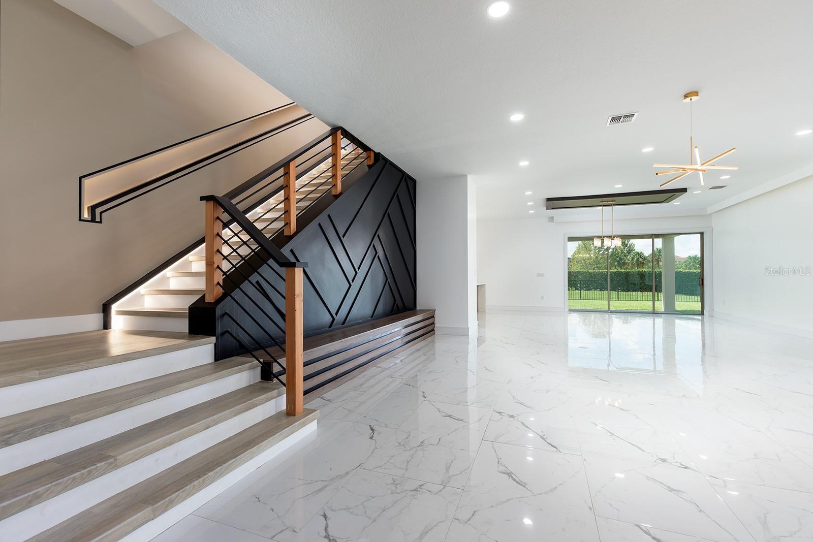 10125 HENBURY STREET