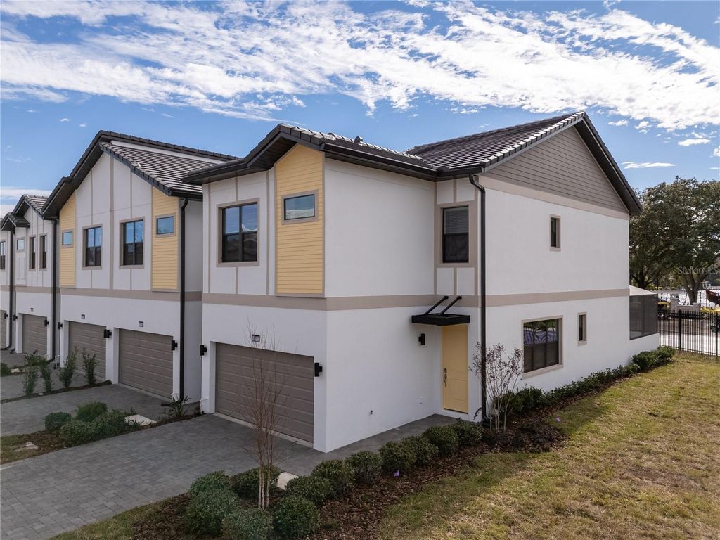 Photo of 10592 Ebb Tide Lane, Orlando, FL 32821 (MLS # S5141105)