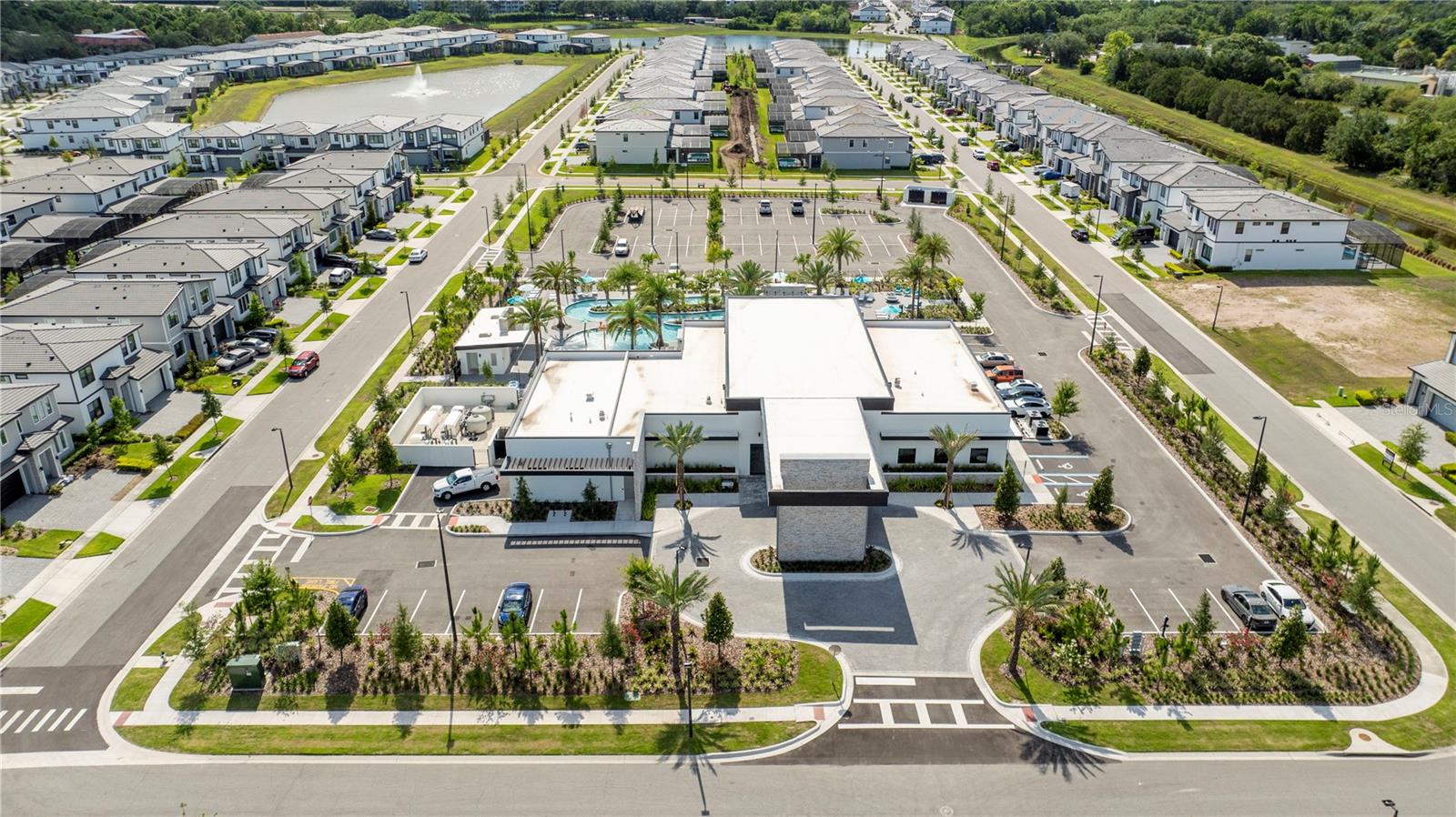 PARADISO GRANDE - Residential