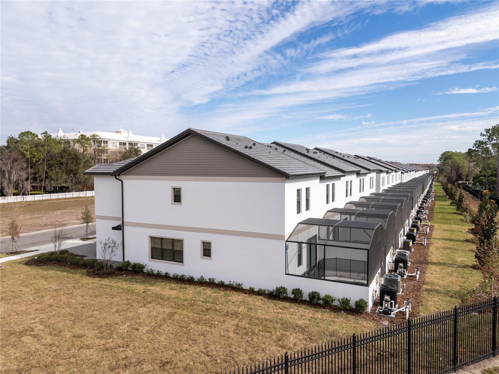 PARADISO GRANDE - Residential