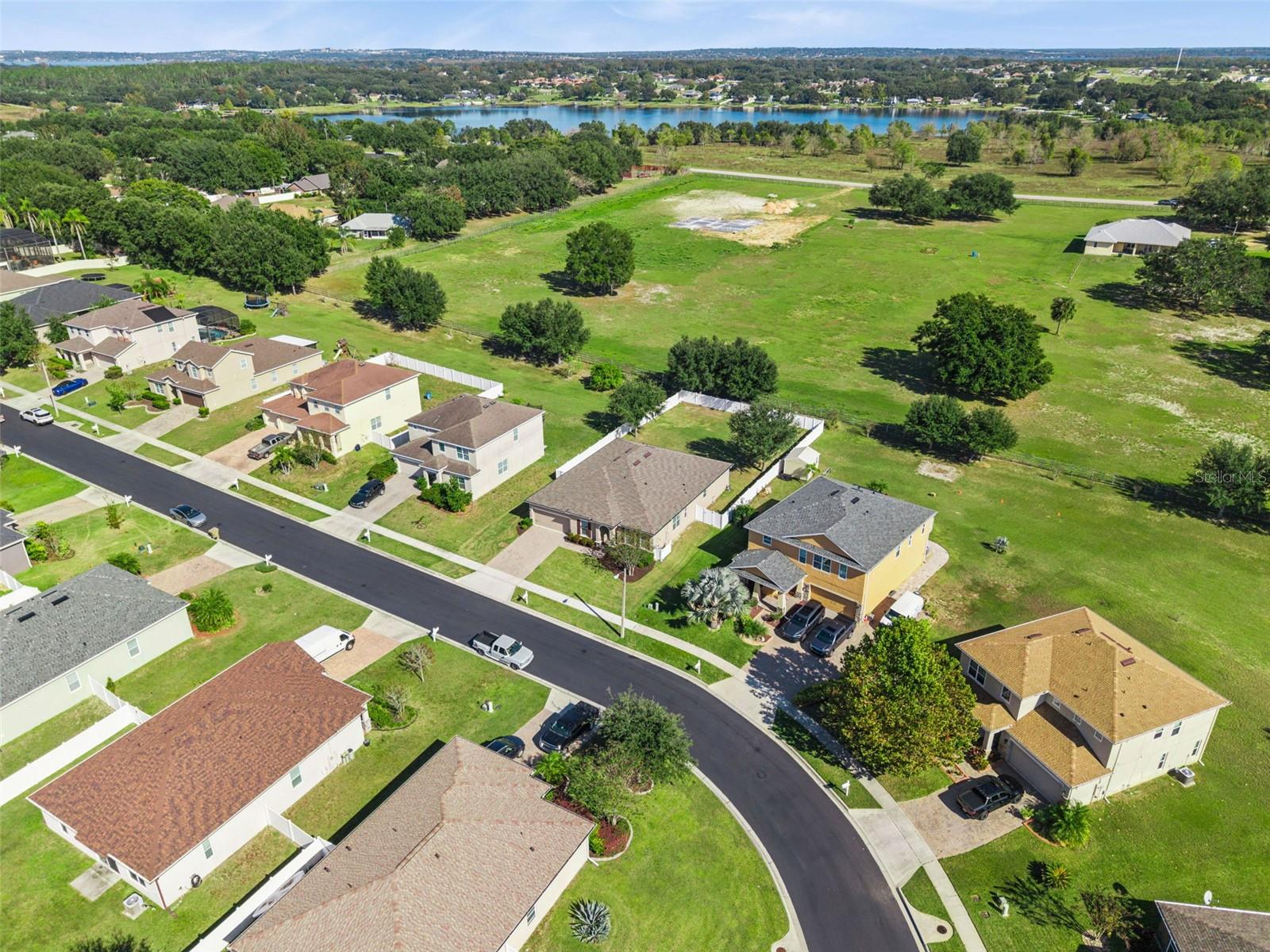 BARRINGTON ESTATES - Residential