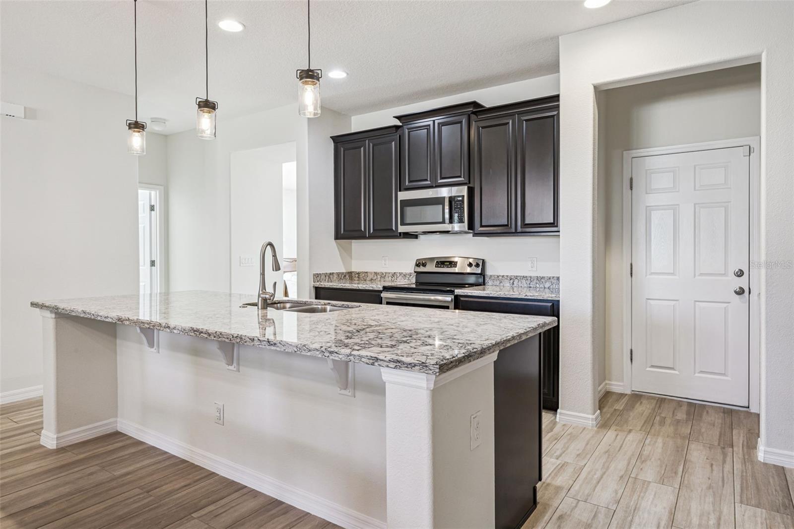 BARRINGTON ESTATES - Residential