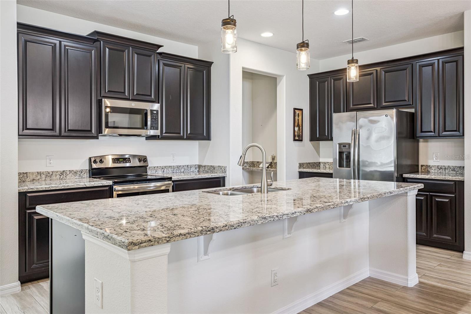 BARRINGTON ESTATES - Residential