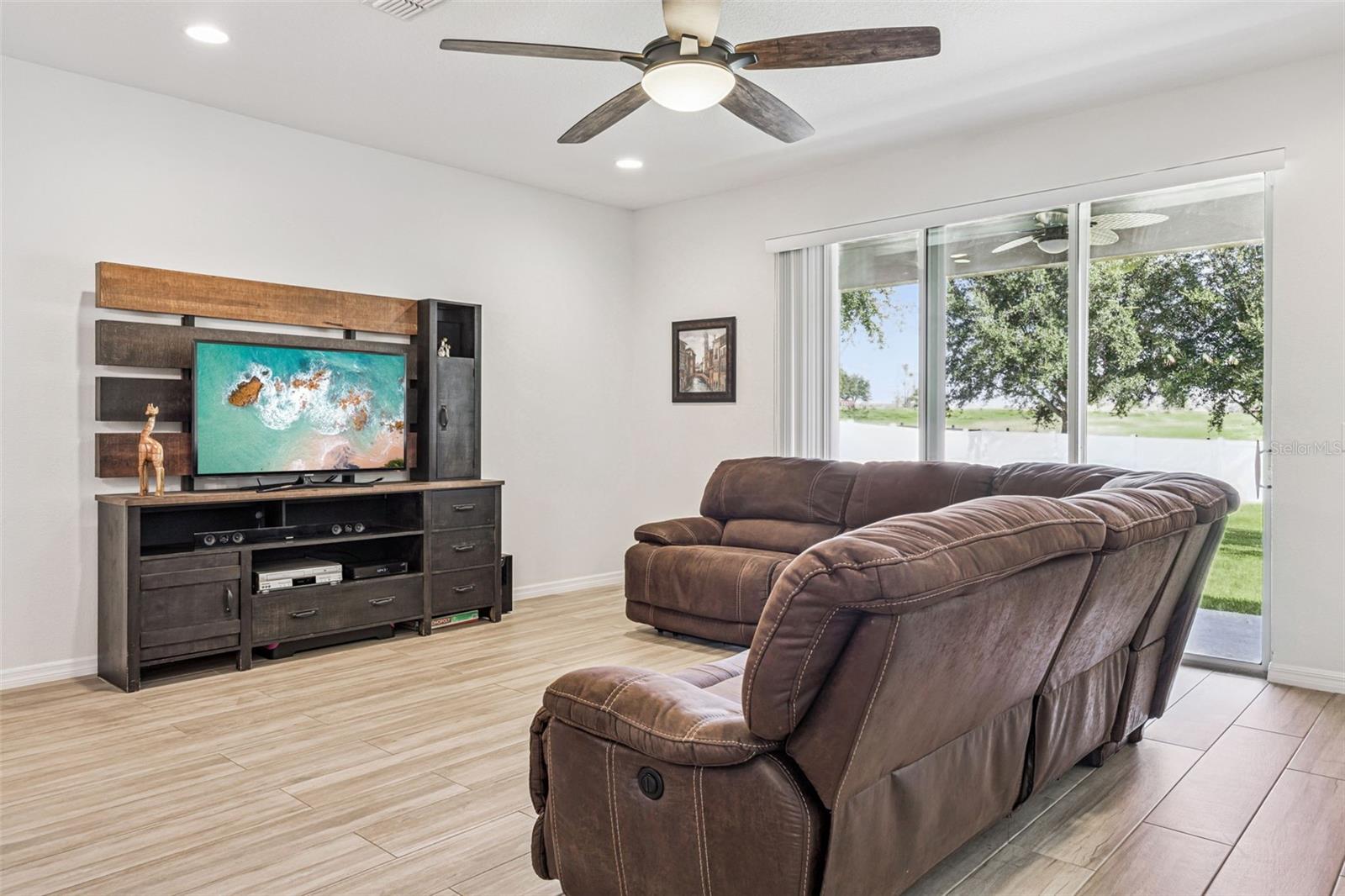 BARRINGTON ESTATES - Residential