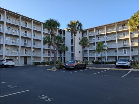 3074 LAKE BAYSHORE DRIVE O-120 BRADENTON FL 34205