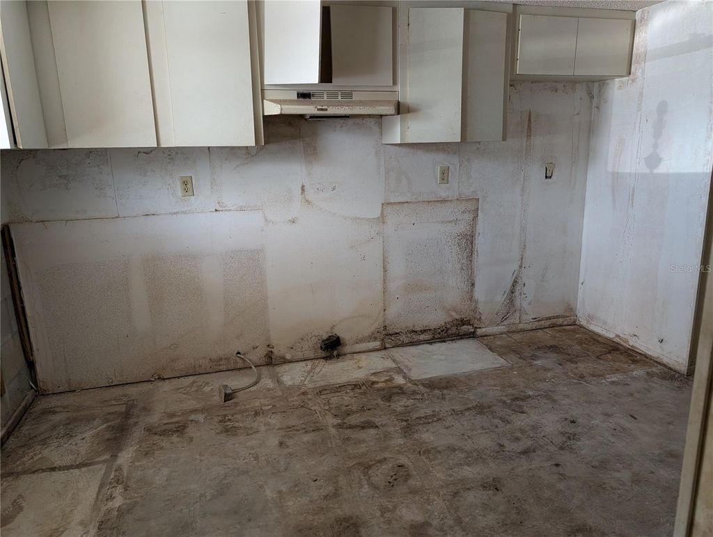 Photo of 3074 Lake Bayshore Drive #O-120, Bradenton, FL 34205 (MLS # A4669299)