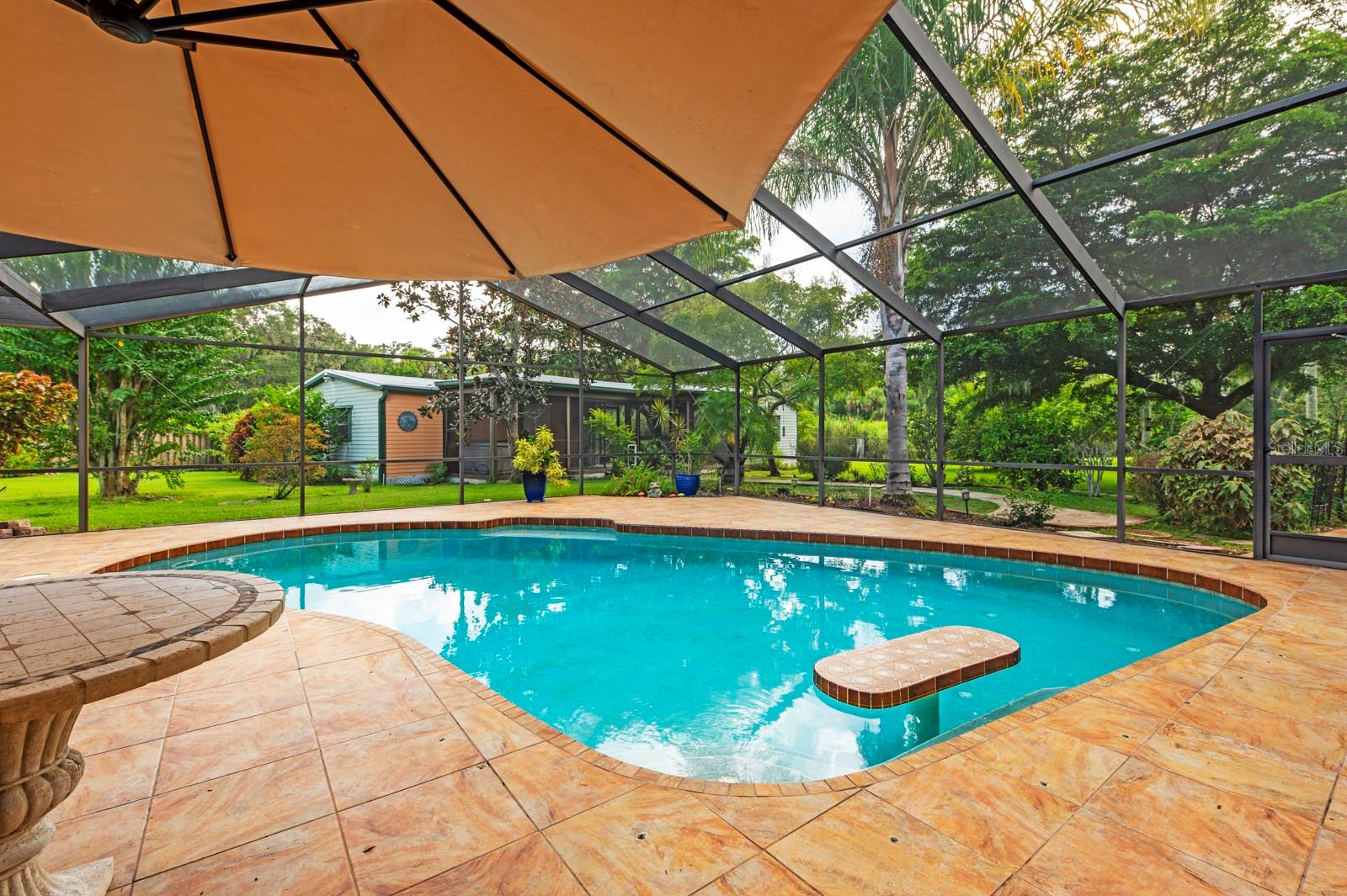 SARASOTA GOLF CLUB COLONY 1 - Residential