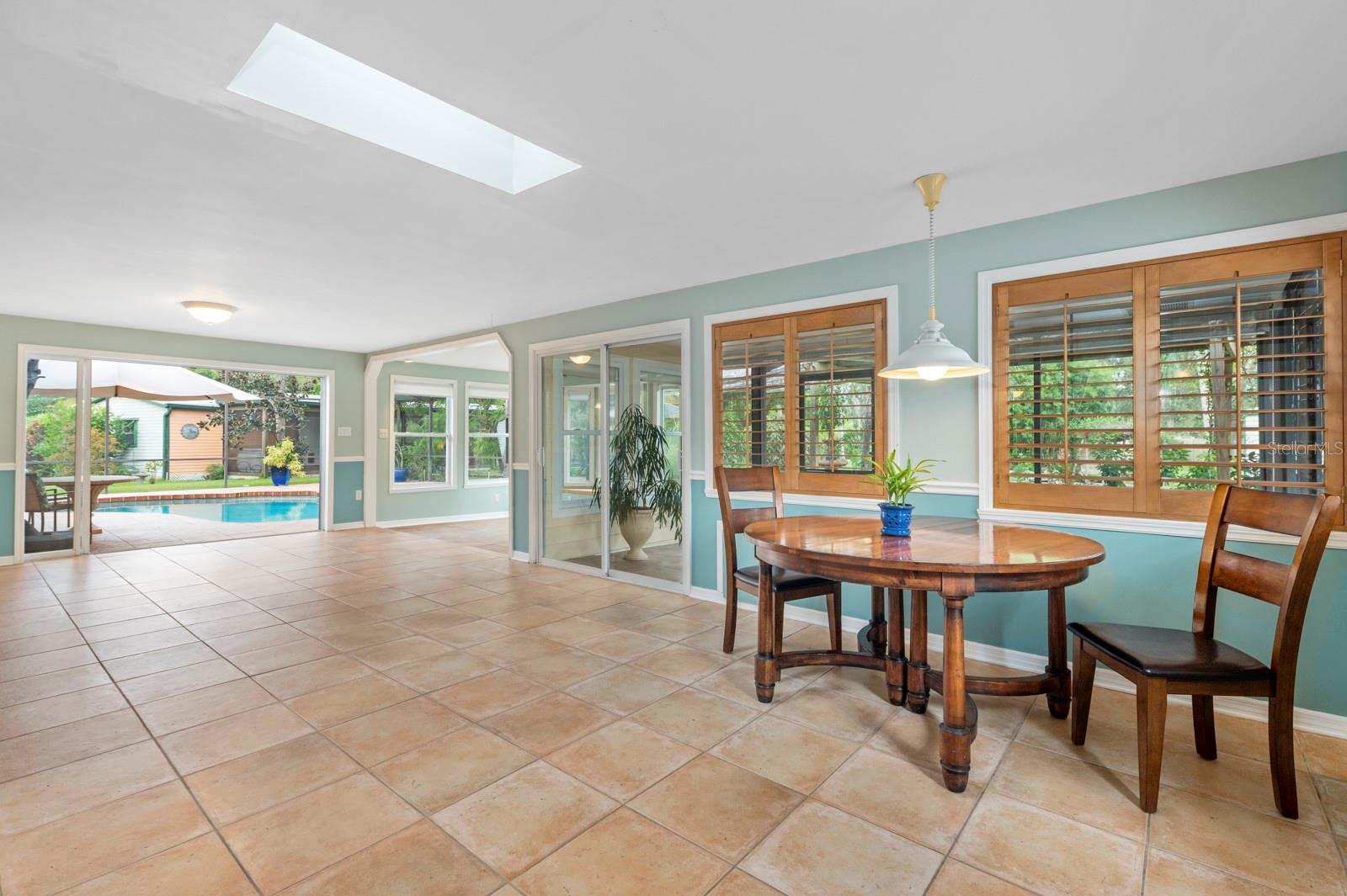 SARASOTA GOLF CLUB COLONY 1 - Residential