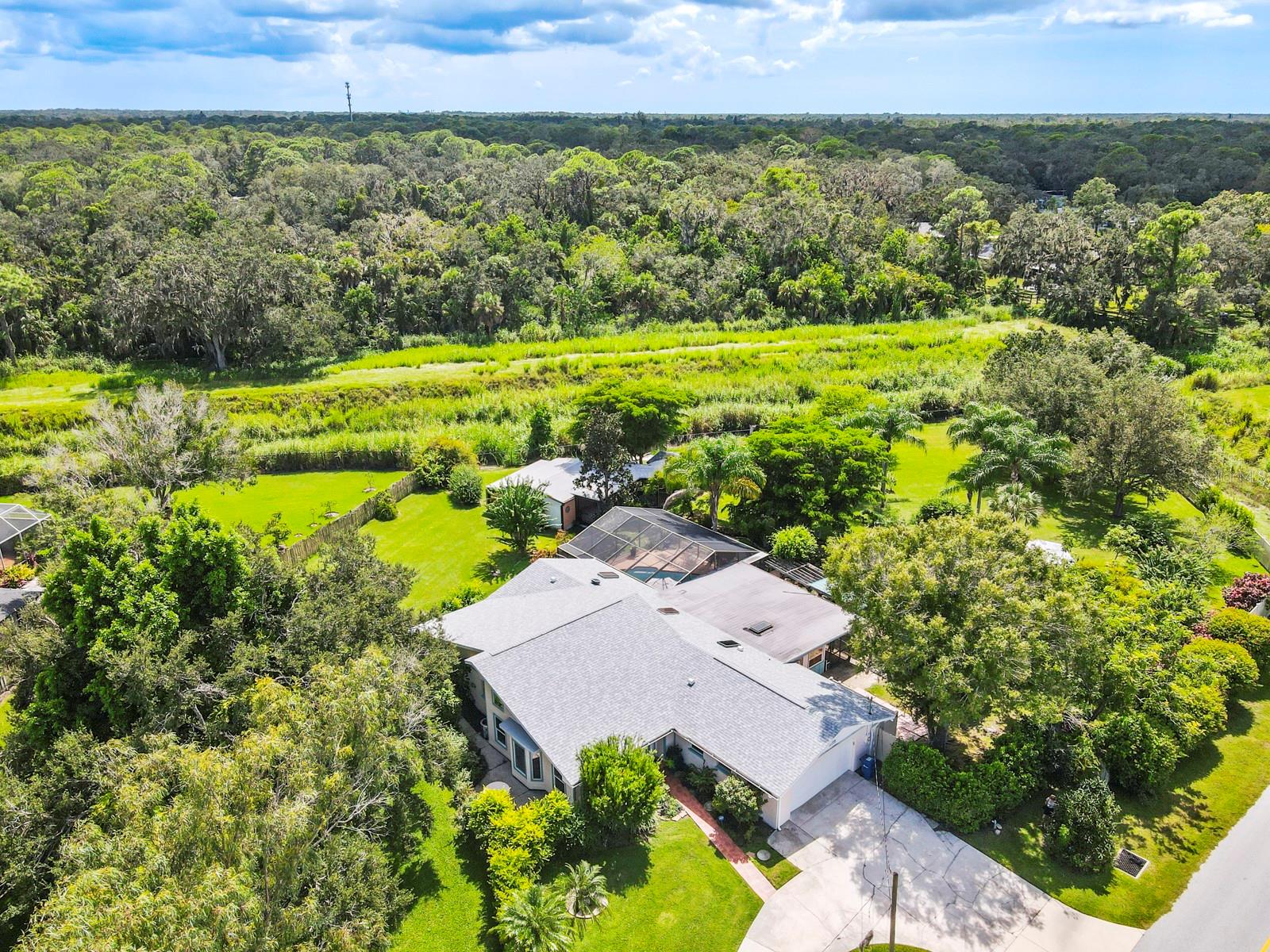 SARASOTA GOLF CLUB COLONY 1 - Residential