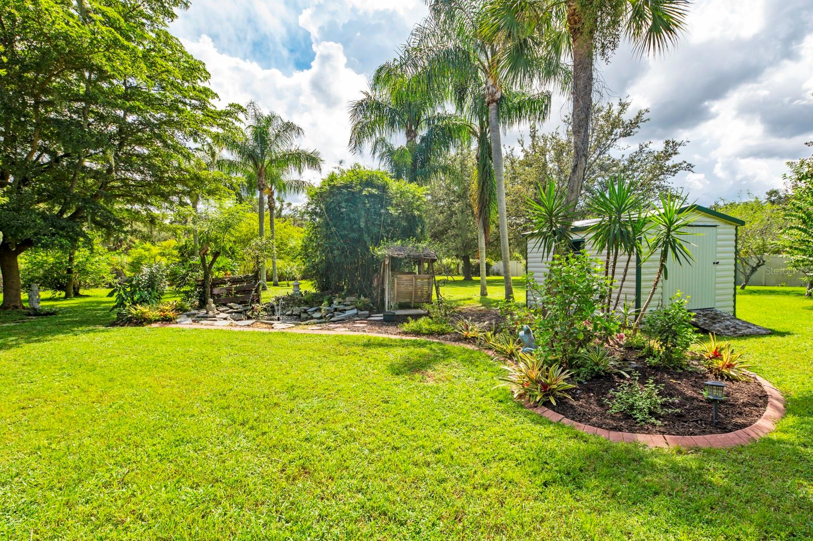 SARASOTA GOLF CLUB COLONY 1 - Residential