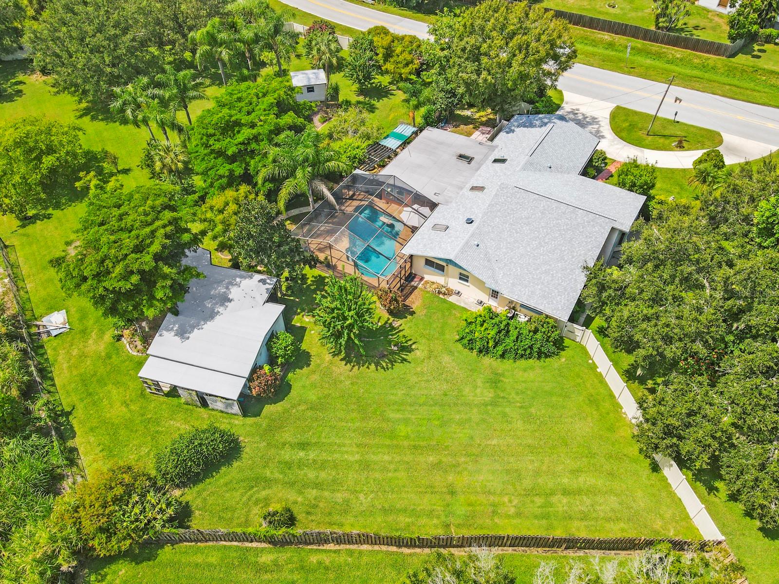 SARASOTA GOLF CLUB COLONY 1 - Residential