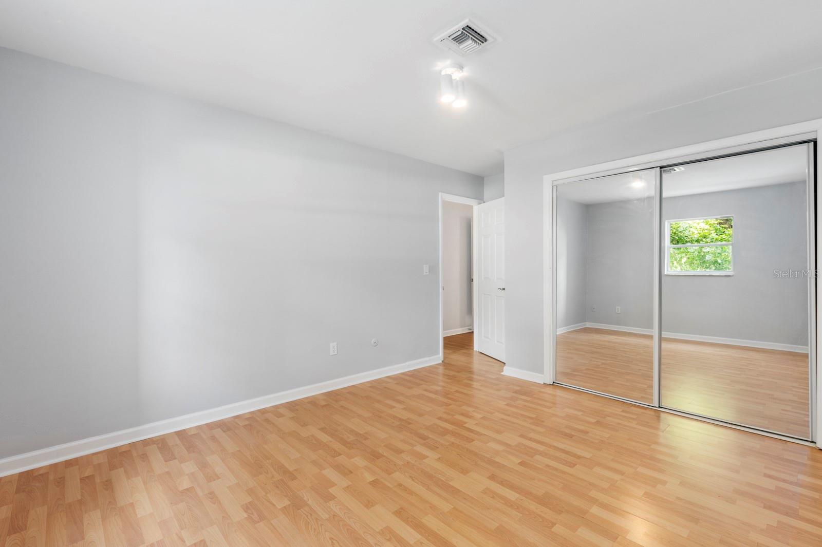 SARASOTA GOLF CLUB COLONY 1 - Residential