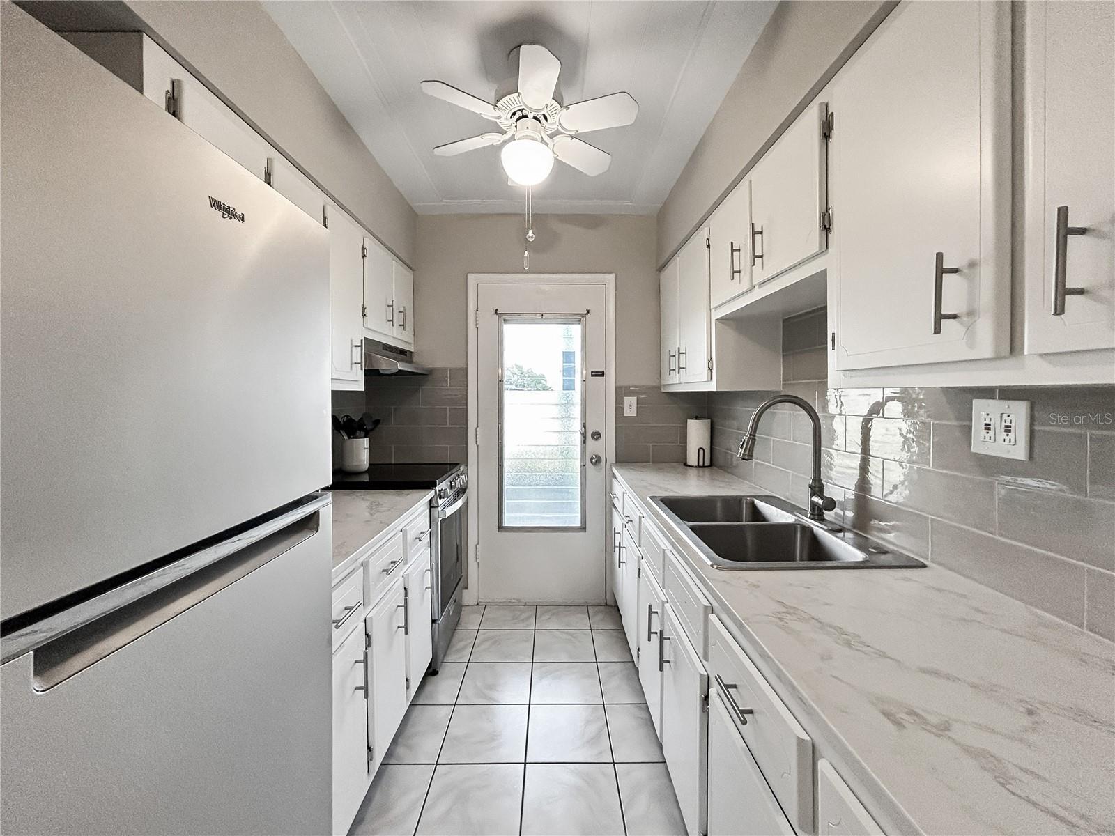 CLARIDGE HOUSE LAKELAND HARBOUR - Residential