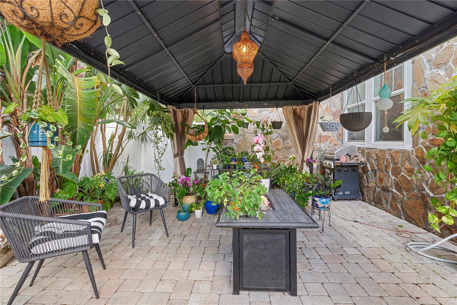 BELLE ISLE ESTATES - Residential