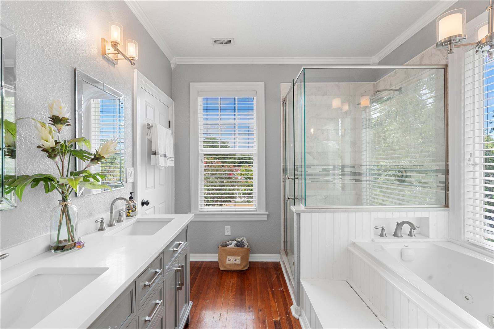 BELLE ISLE ESTATES - Residential