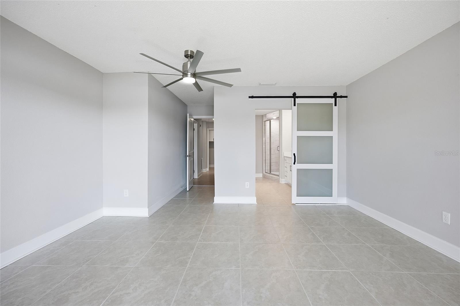 THE BAY VILLAS - Residential