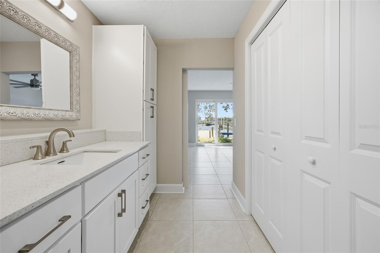 THE BAY VILLAS - Residential