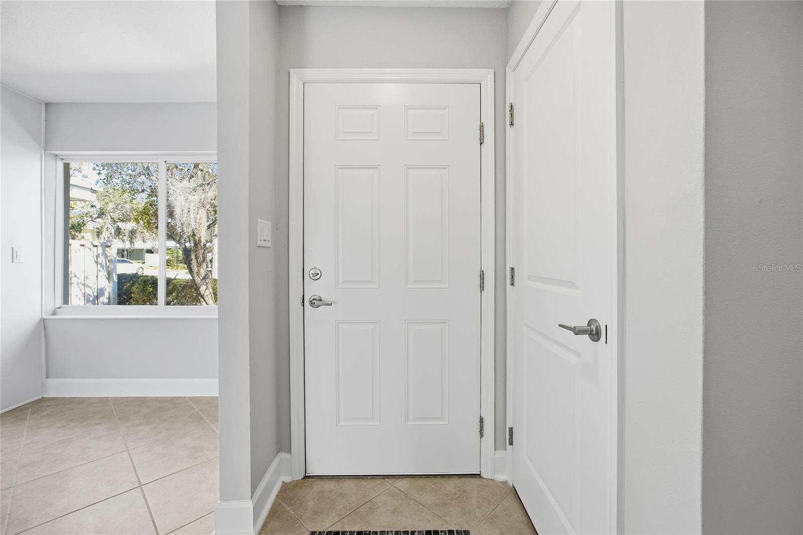 THE BAY VILLAS - Residential