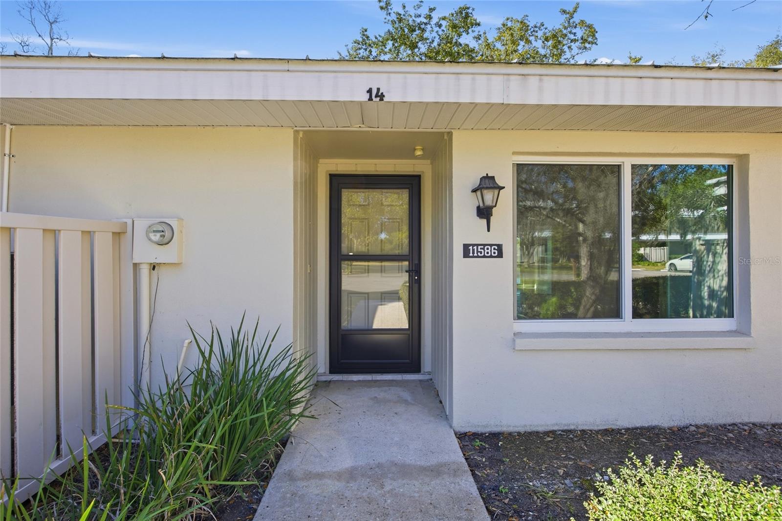 THE BAY VILLAS - Residential