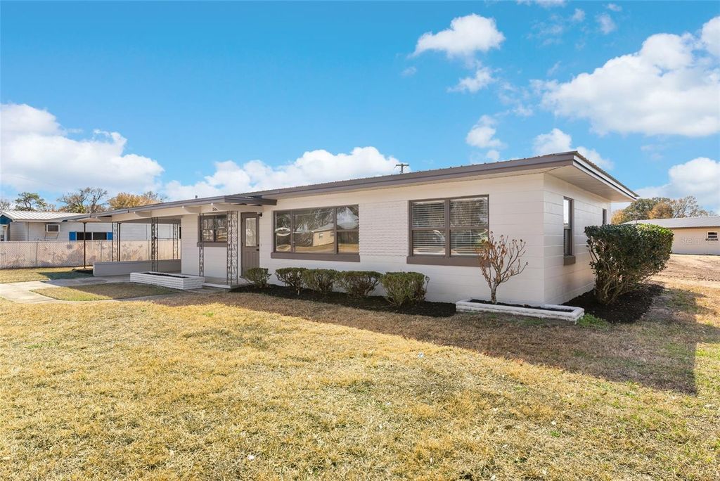 Photo of 1568 S Lake Shipp Drive, Winter Haven, FL 33880 (MLS # P4937858)