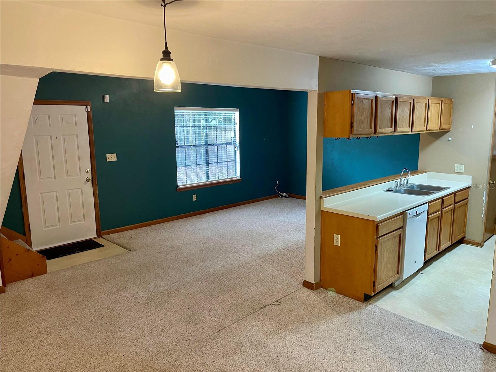 SILVERTHORN RIDGE UNREC - Residential