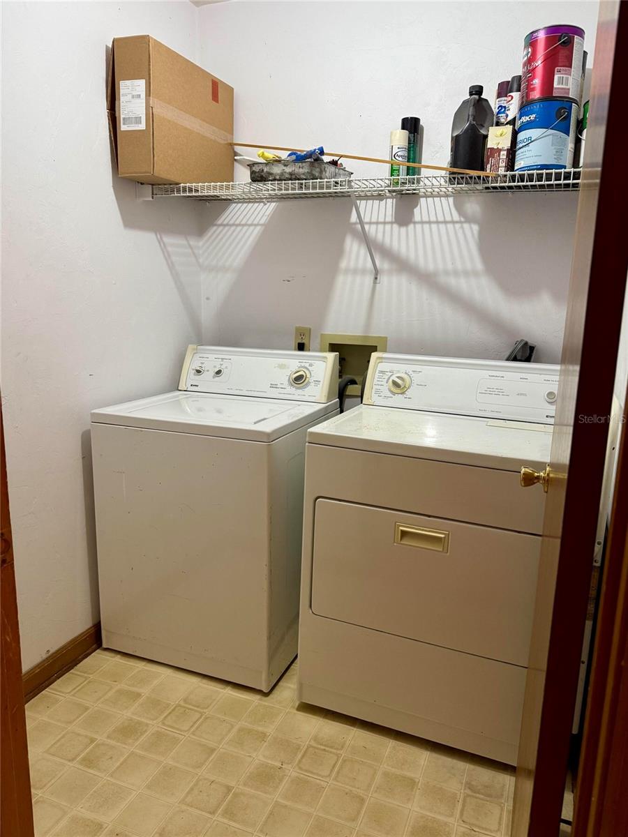 SILVERTHORN RIDGE UNREC - Residential