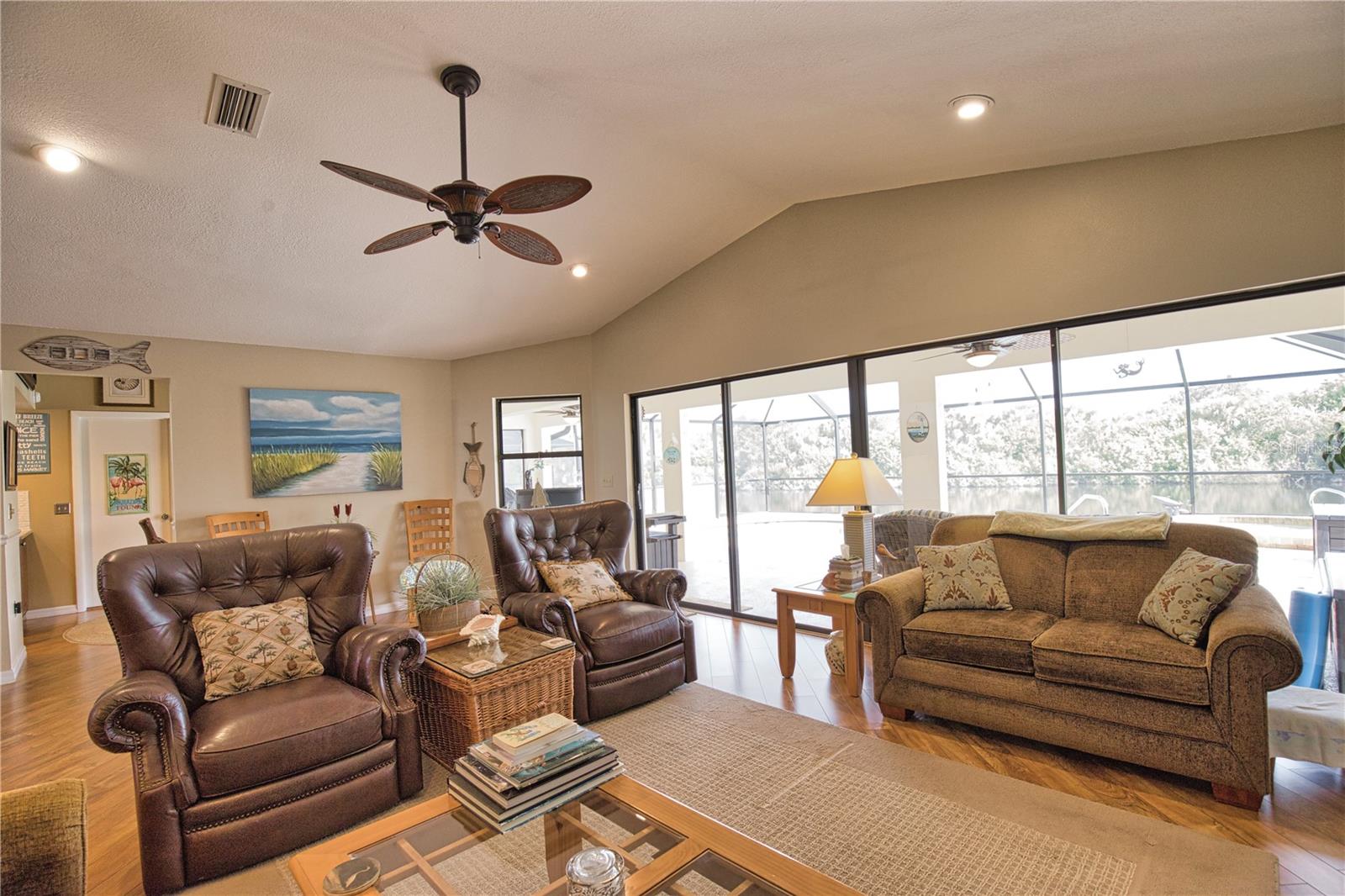 COVE POINTE - Residential