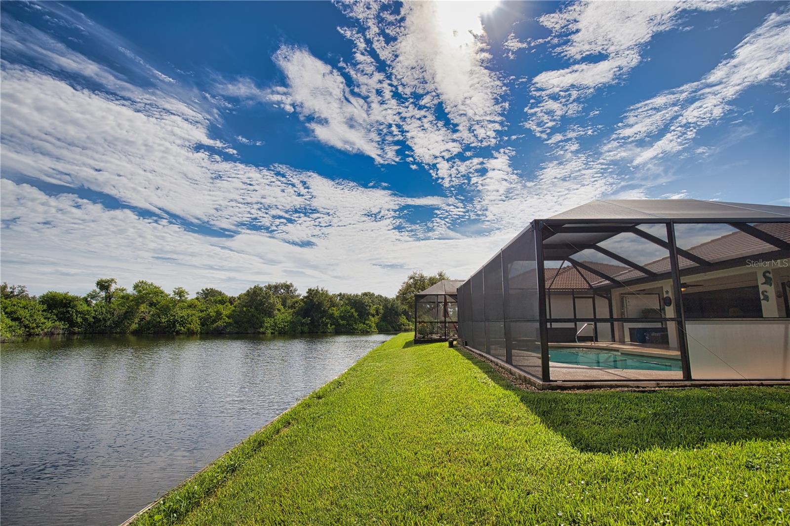 COVE POINTE - Residential