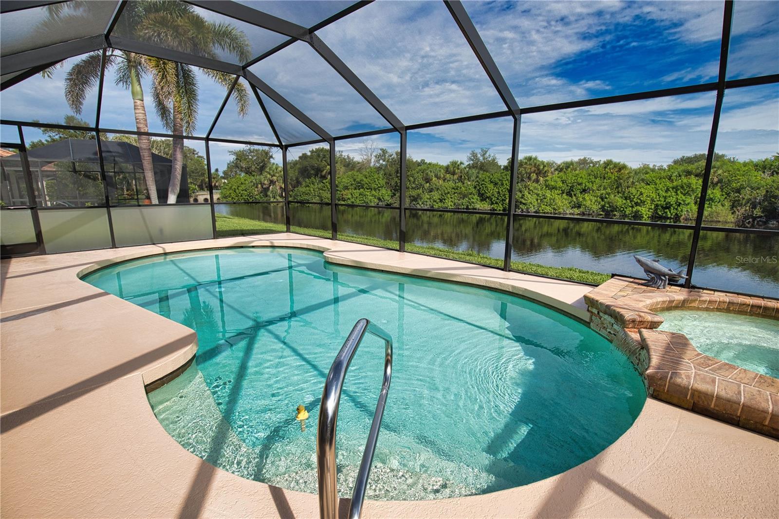 COVE POINTE - Residential