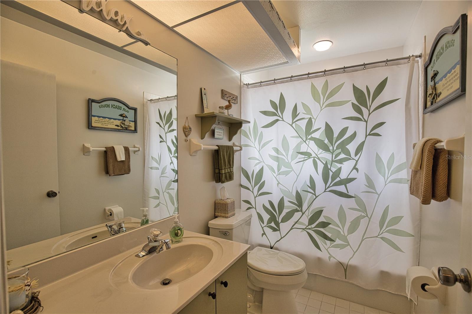 COVE POINTE - Residential