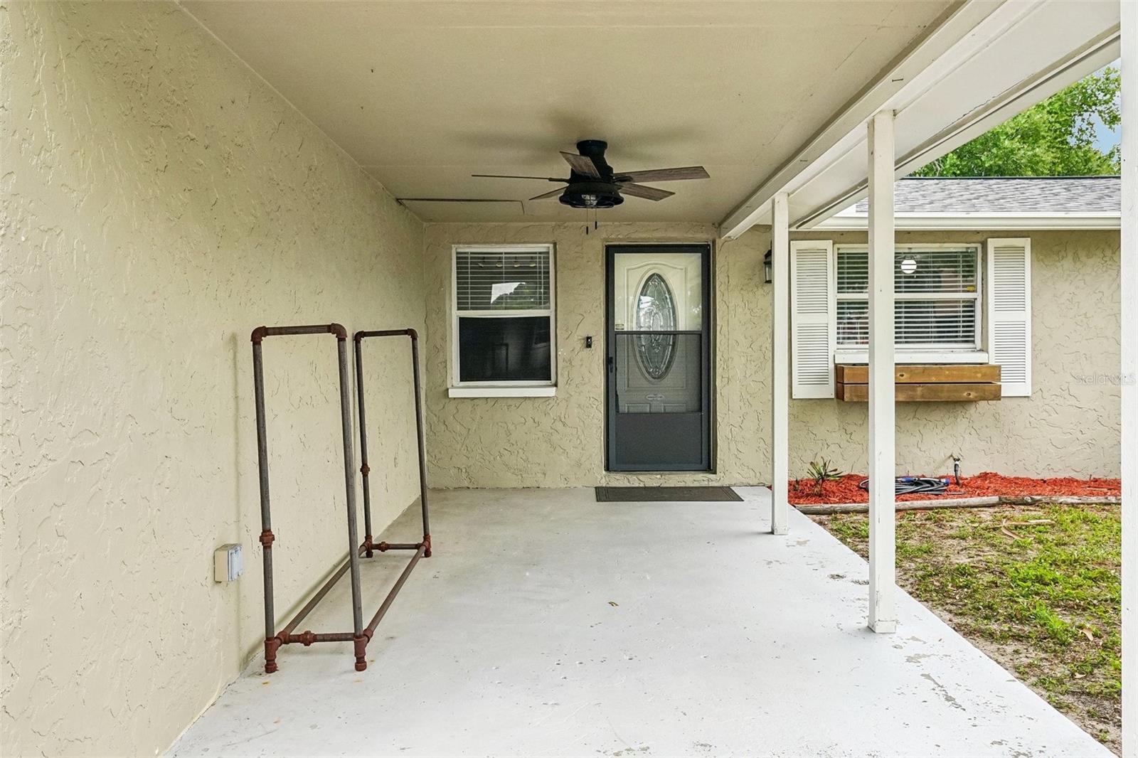 1603 FOX RUN DRIVE
