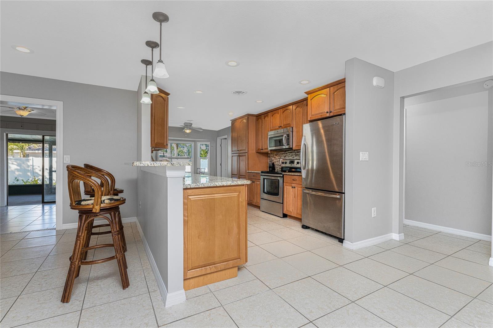 BAY VISTA BLVD - Residential