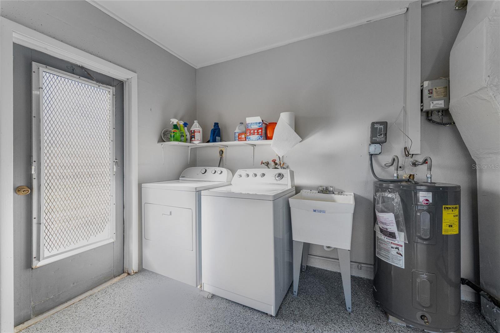 BAY VISTA BLVD - Residential