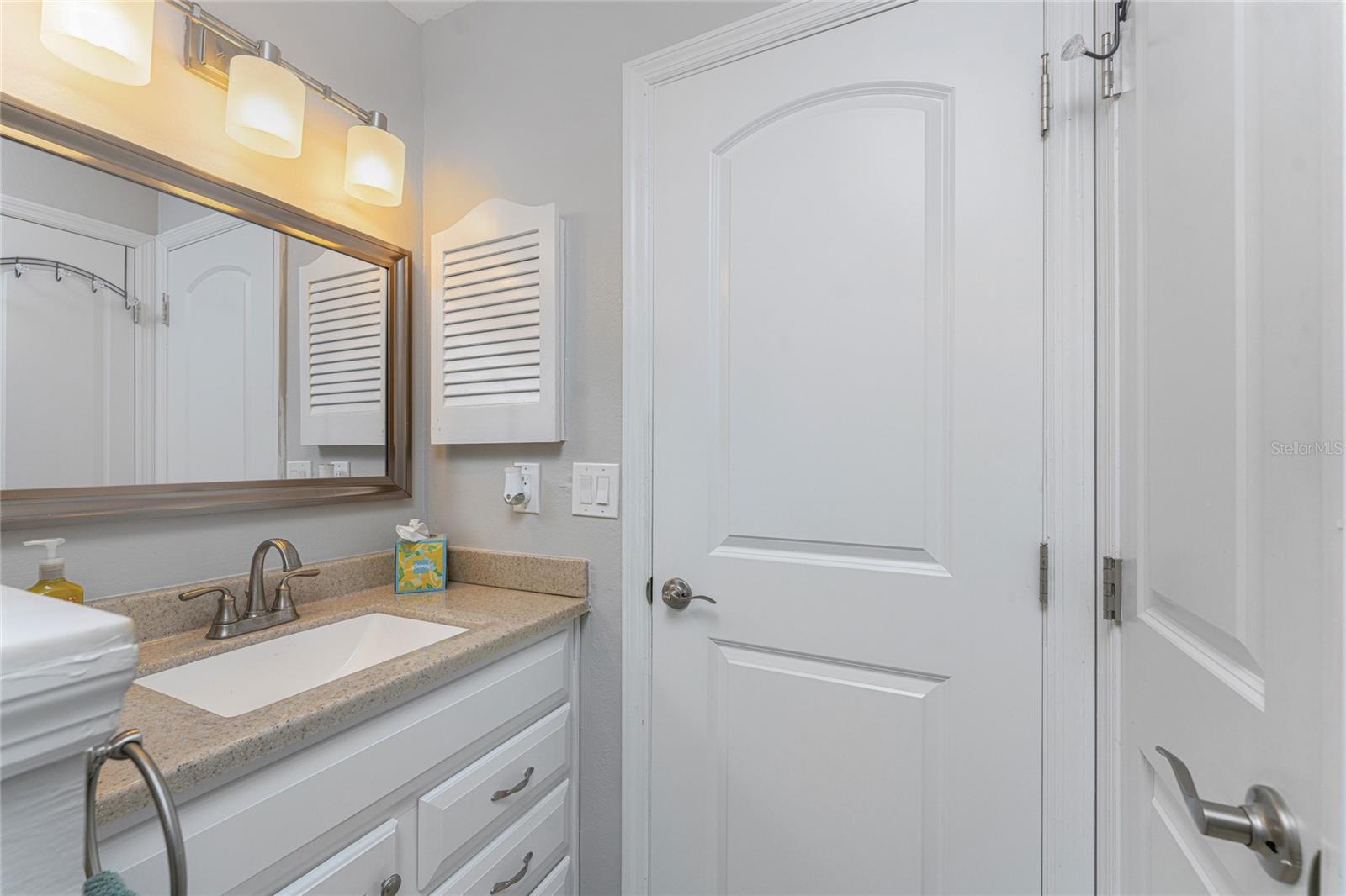 BAY VISTA BLVD - Residential