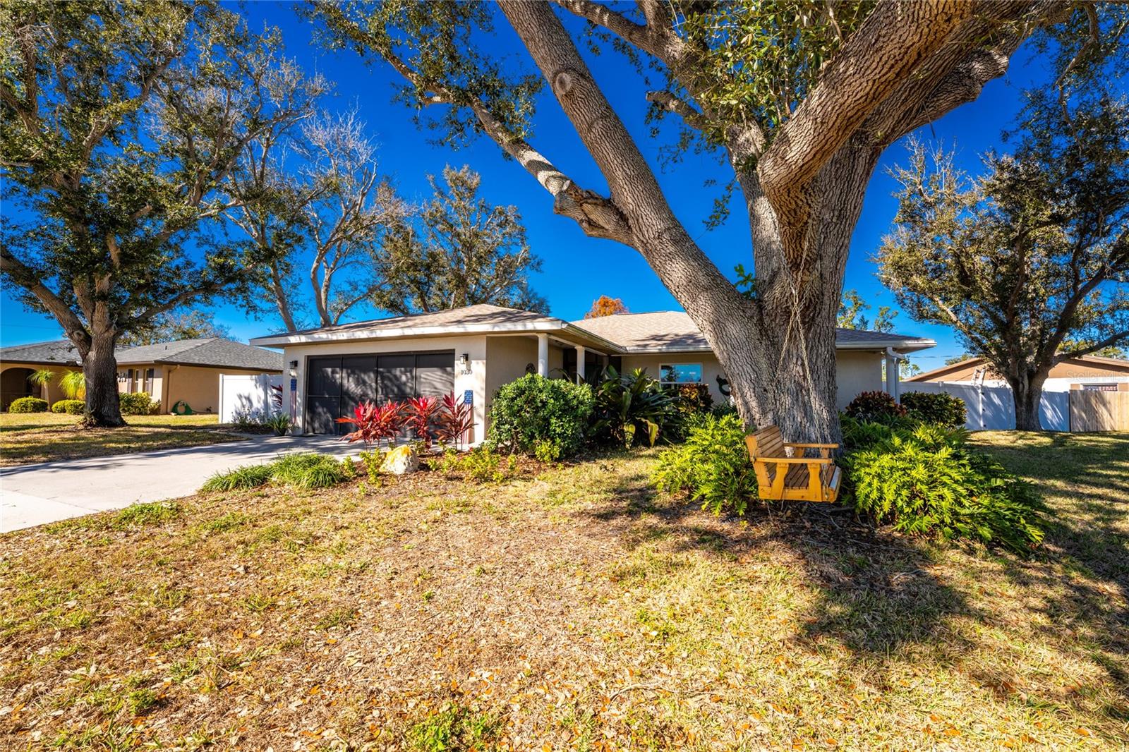 BAY VISTA BLVD - Residential