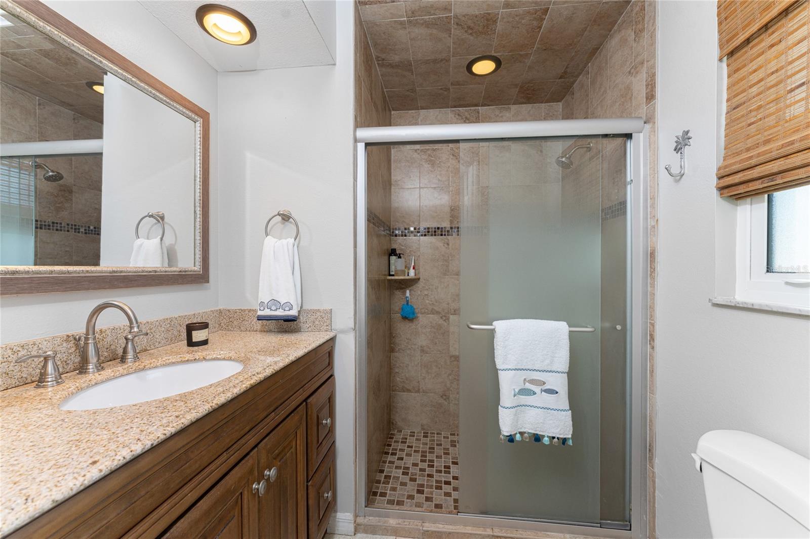 BAY VISTA BLVD - Residential