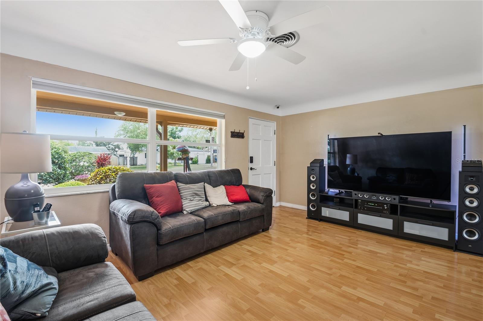 LARGO LAKE VILLAS UNIT 2 - Residential