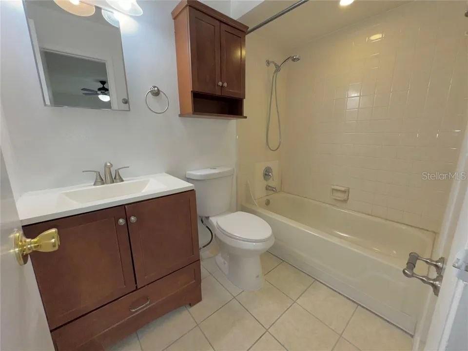 HAWTHORNE VILLAGE - Residential