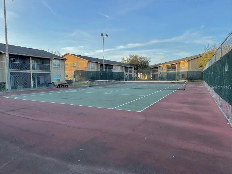 HAWTHORNE VILLAGE - Residential