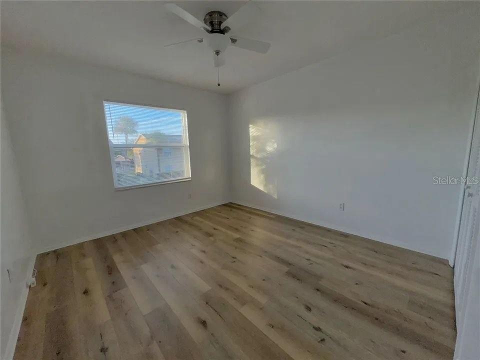 HAWTHORNE VILLAGE - Residential