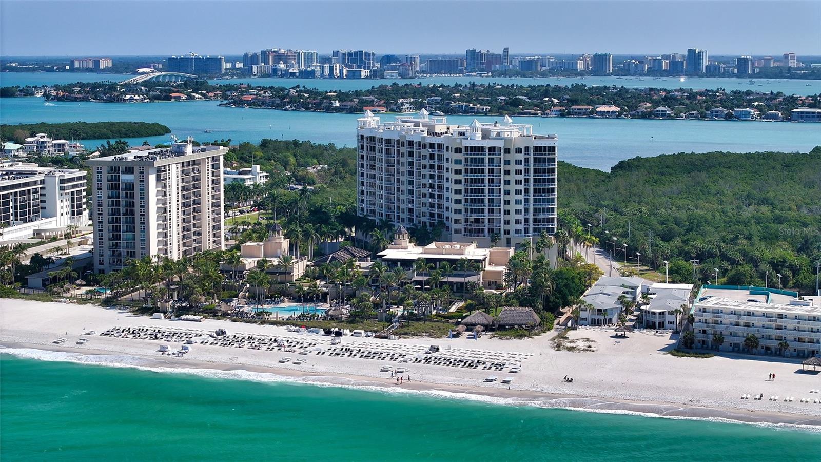 THE BEACH RESIDENCES - Residential