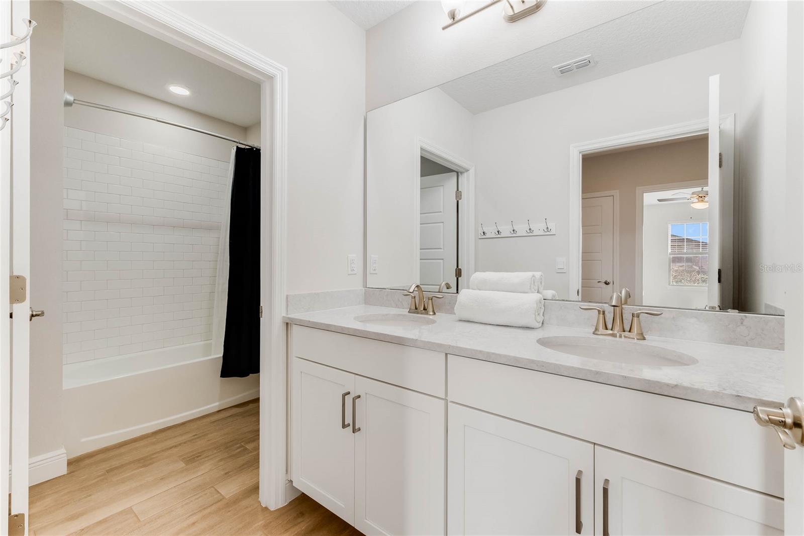 WATERLEIGH PH 3B 3C & 3D - Residential Lease