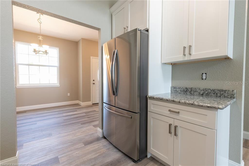 KNICKERBOCKER MANOR - Residential