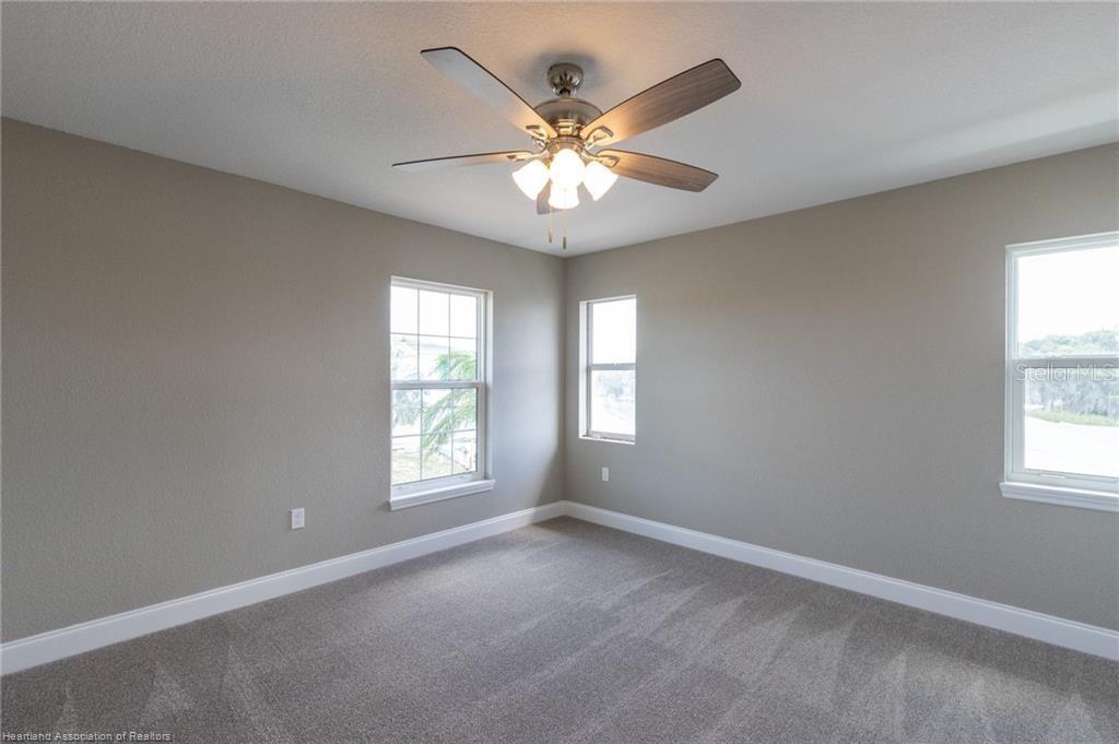 KNICKERBOCKER MANOR - Residential