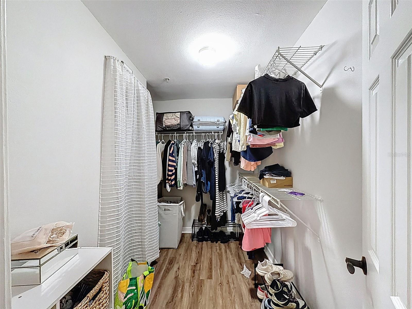 HYDE PARK TOWERS A CONDO - Residential