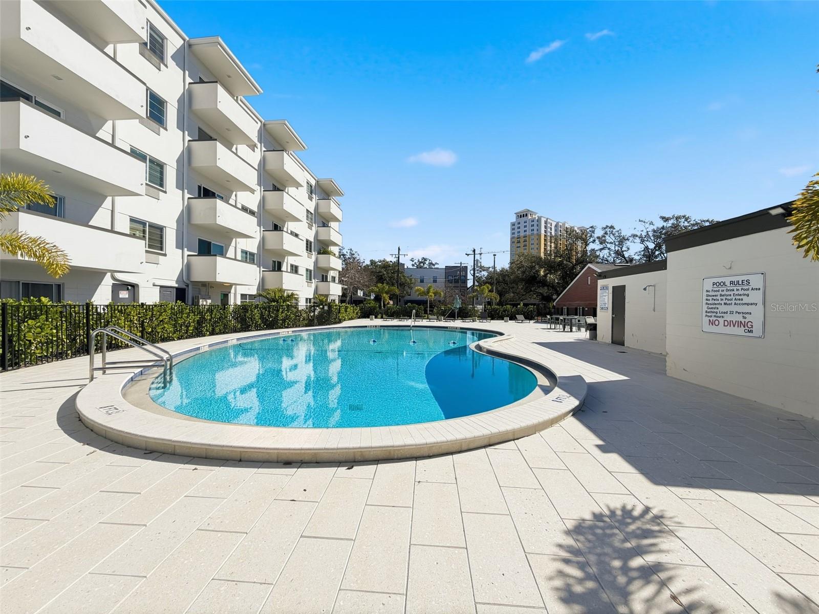 HYDE PARK TOWERS A CONDO - Residential